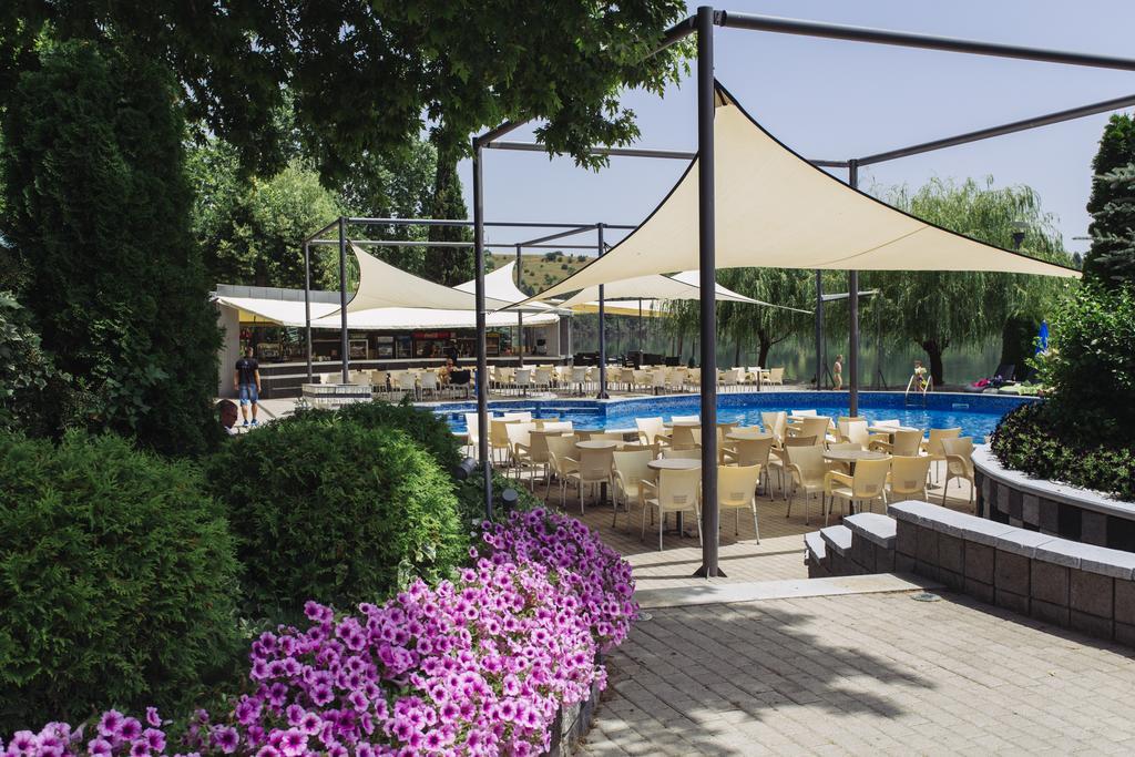 Romantique Veles Hotel מראה חיצוני תמונה