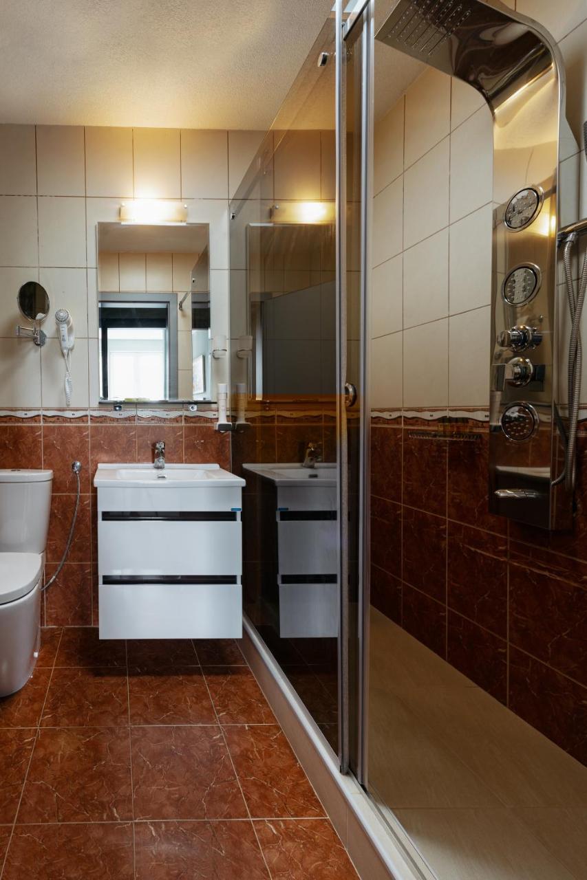 Romantique Veles Hotel מראה חיצוני תמונה