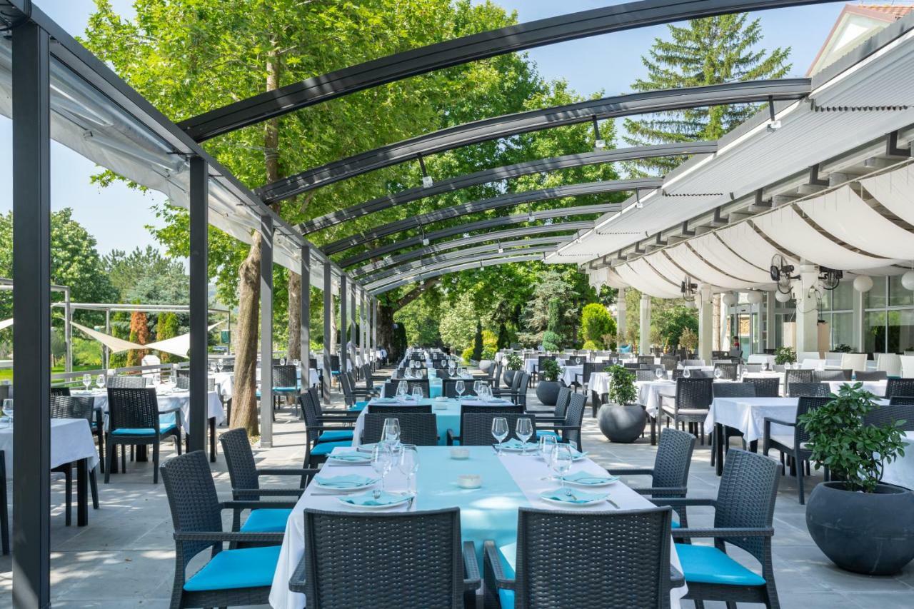 Romantique Veles Hotel מראה חיצוני תמונה