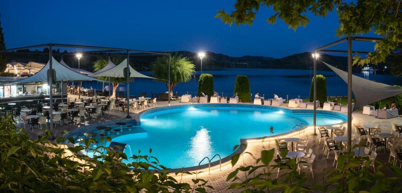 Romantique Veles Hotel מראה חיצוני תמונה
