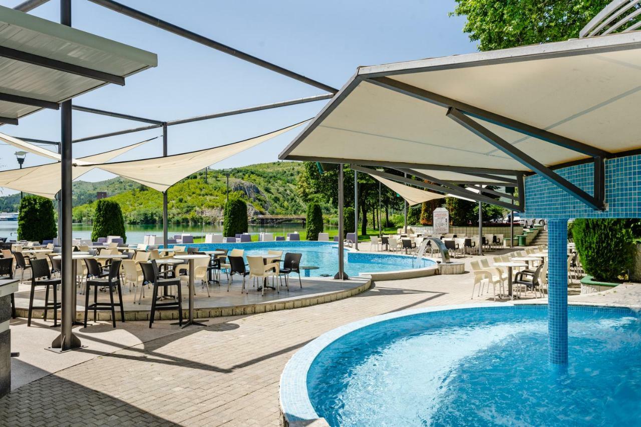 Romantique Veles Hotel מראה חיצוני תמונה